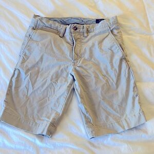 Polo Ralph Lauren Slim Stretch Khaki shorts. Size 29.